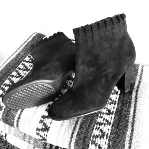Adorable Frilled Ankle Suede Booties